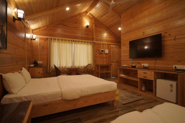 Pinewood Chalet - Image 3