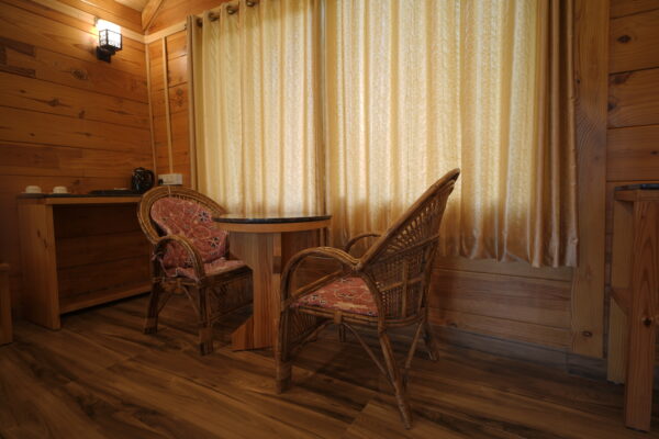 Pinewood Chalet - Image 2
