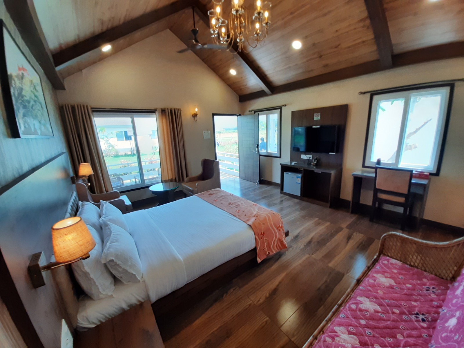 Semi Deluxe Cottage