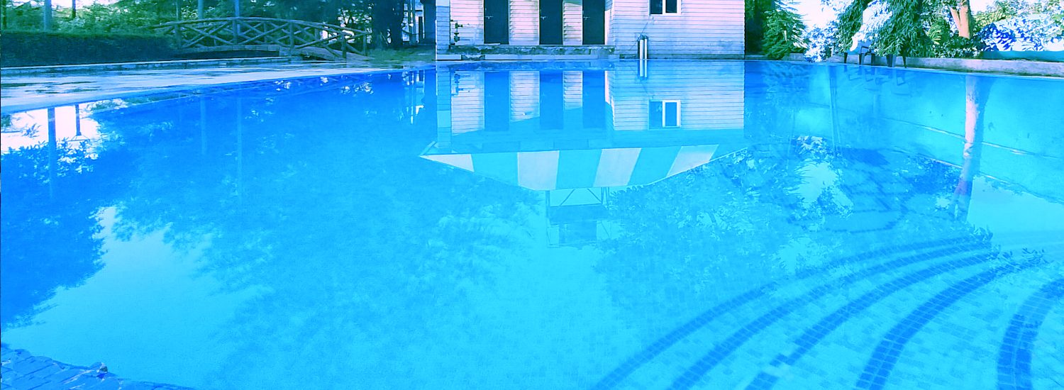 SWIMMINGPOOL