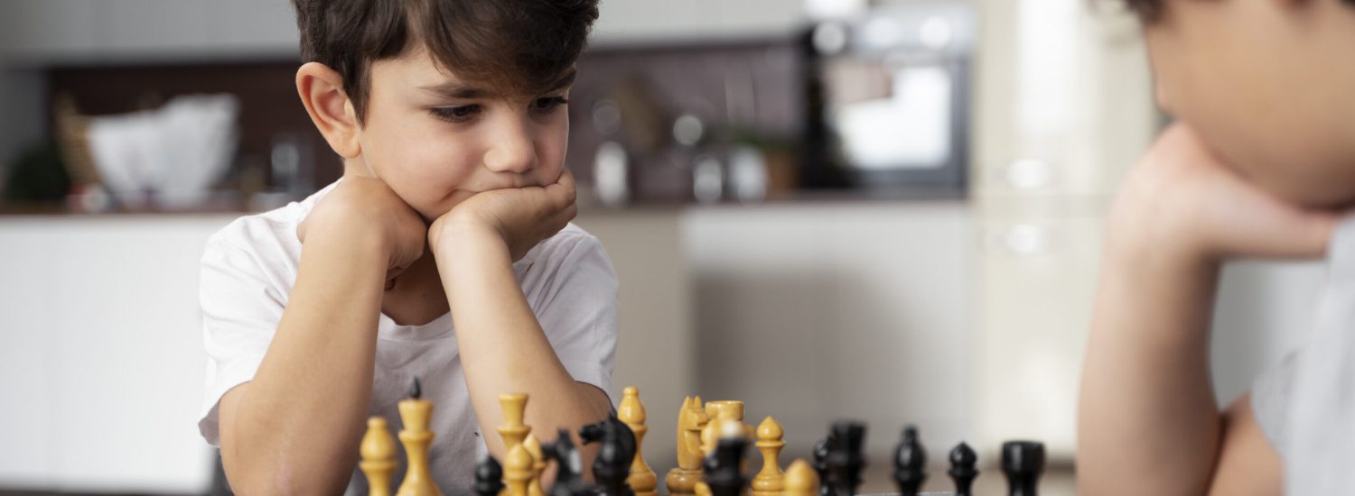 young-kids-playing-chess-together